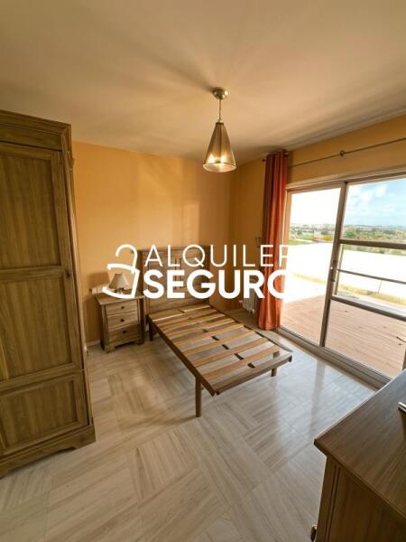 Piso en Avenida Casagrande, GÓJAR GRANADA