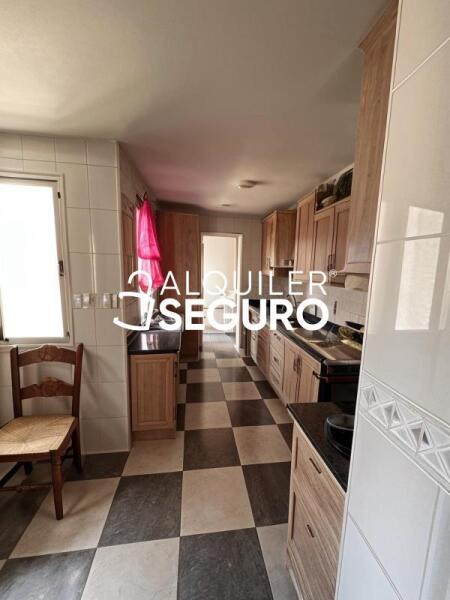 Piso en Avenida Casagrande, GÓJAR GRANADA