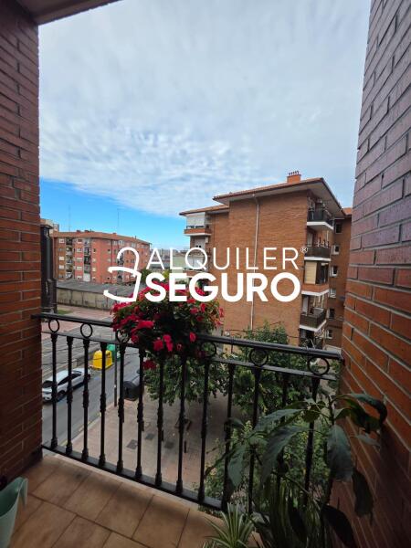 Piso en Calle Retuerto, BARAKALDO VIZCAYA-BIZKAIA