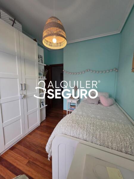 Piso en Calle Retuerto, BARAKALDO VIZCAYA-BIZKAIA