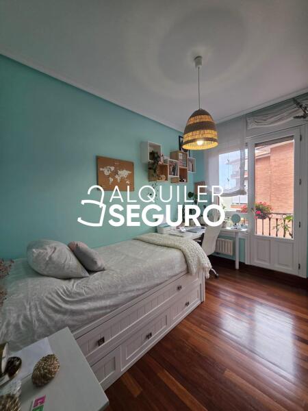 Piso en Calle Retuerto, BARAKALDO VIZCAYA-BIZKAIA