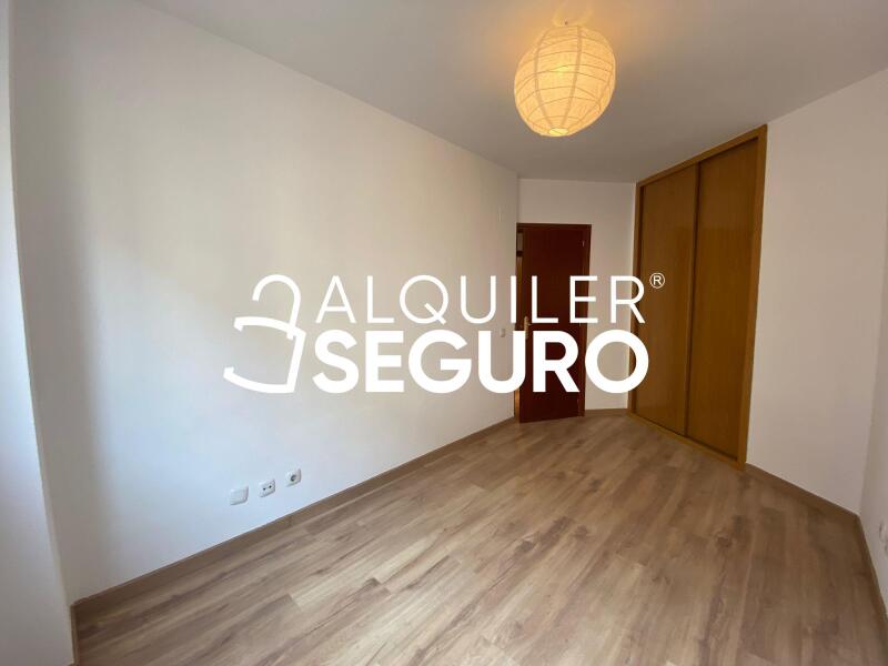 Inmueble en Calle Pico Clavero, MADRID Inmueble en Calle Pico Clavero, MADRID