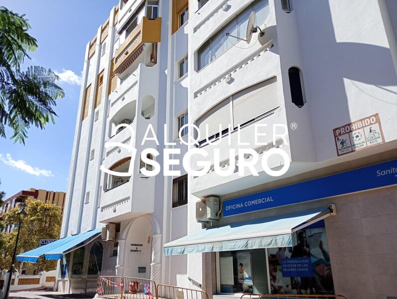 Piso en Calle Sagitario, BENALMÁDENA MÁLAGA Piso en Calle Sagitario, BENALMÁDENA MÁLAGA