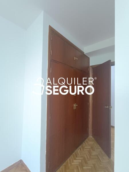 Inmueble en Calle Estrella De Elola , MADRID Inmueble en Calle Estrella De Elola , MADRID