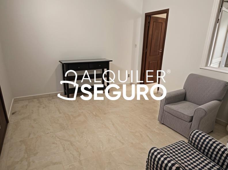 Inmueble en Avenida de Luis Montoto, SEVILLA