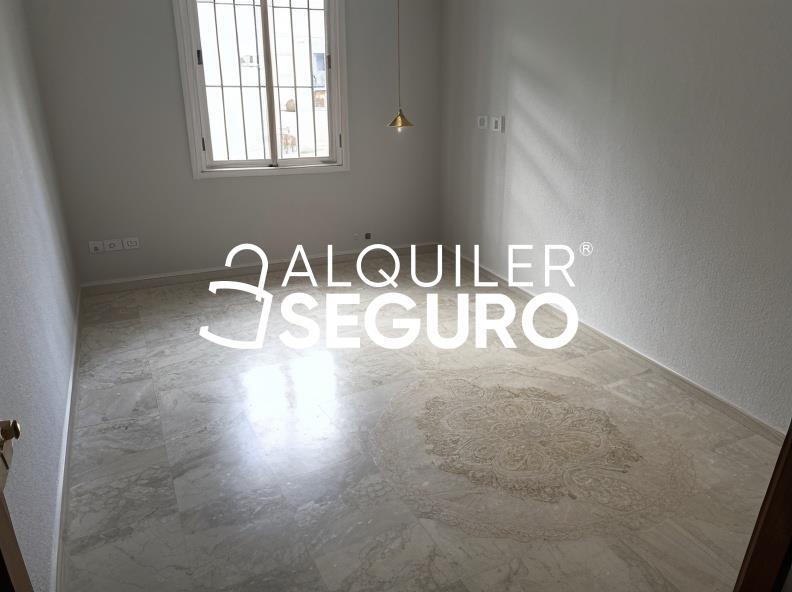 Piso en Avenida de Luis Montoto, SEVILLA SEVILLA