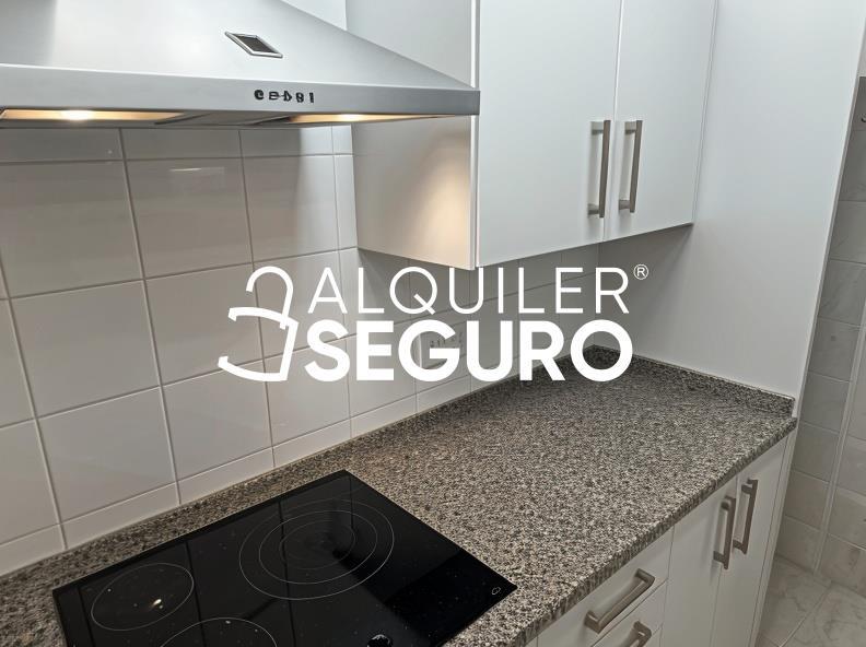 Piso en Avenida de Luis Montoto, SEVILLA SEVILLA