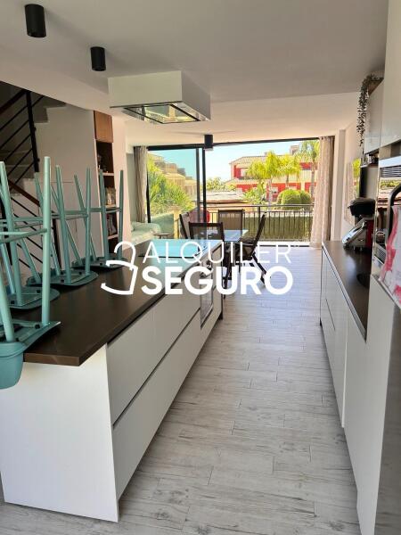 Piso en Avenida Brisas del Mar, BENAJARAFE MÁLAGA Piso en Avenida Brisas del Mar, BENAJARAFE MÁLAGA