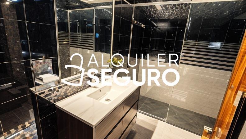 Piso en Plaza Escuela Sevillana, TOMARES SEVILLA