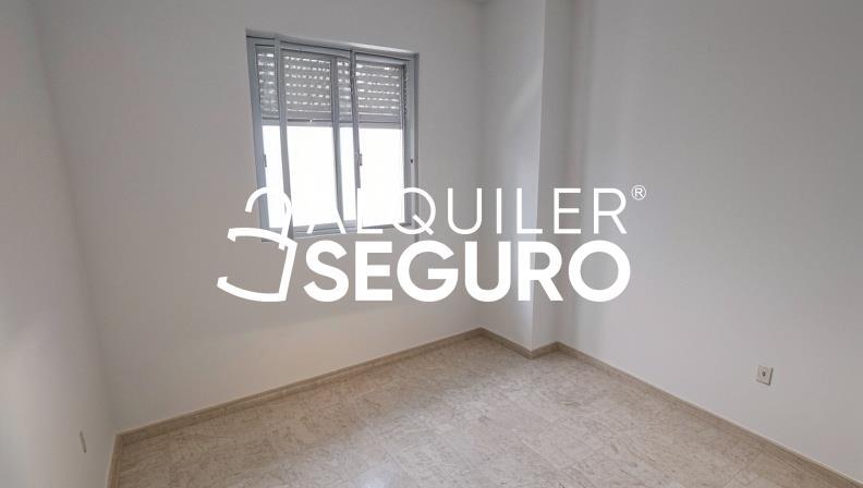 Piso en Plaza Escuela Sevillana, TOMARES SEVILLA