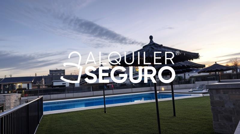 Piso en Plaza Escuela Sevillana, TOMARES SEVILLA