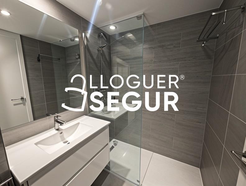 Piso en Pasaje Dels Rosers, CORNELLA DE LLOBREGAT BARCELONA Piso en Pasaje Dels Rosers, CORNELLA DE LLOBREGAT BARCELONA