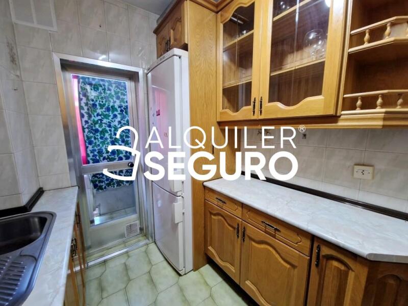 Piso en Plaza Sierra de Guadarrama, ALCORCÓN MADRID Piso en Plaza Sierra de Guadarrama, ALCORCÓN MADRID