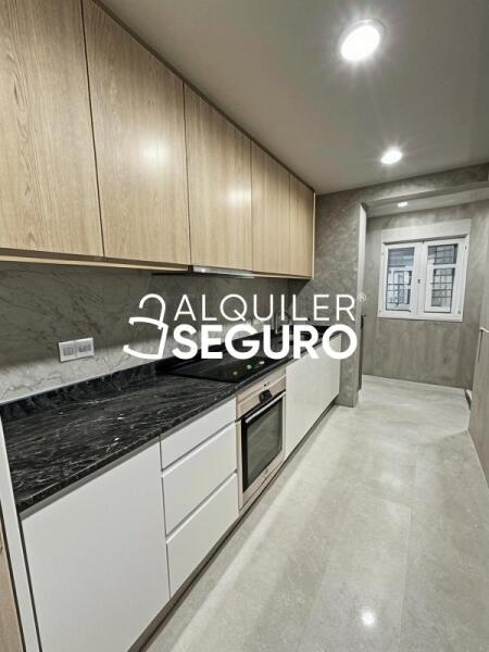 Inmueble en Calle Huesca, MADRID Inmueble en Calle Huesca, MADRID