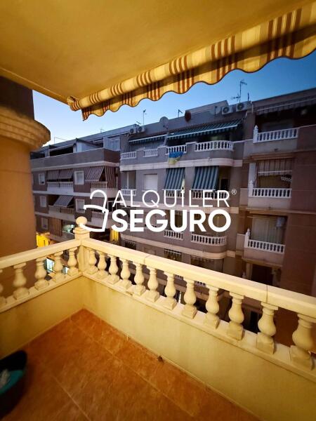 Piso en Calle la Loma, TORREVIEJA ALICANTE