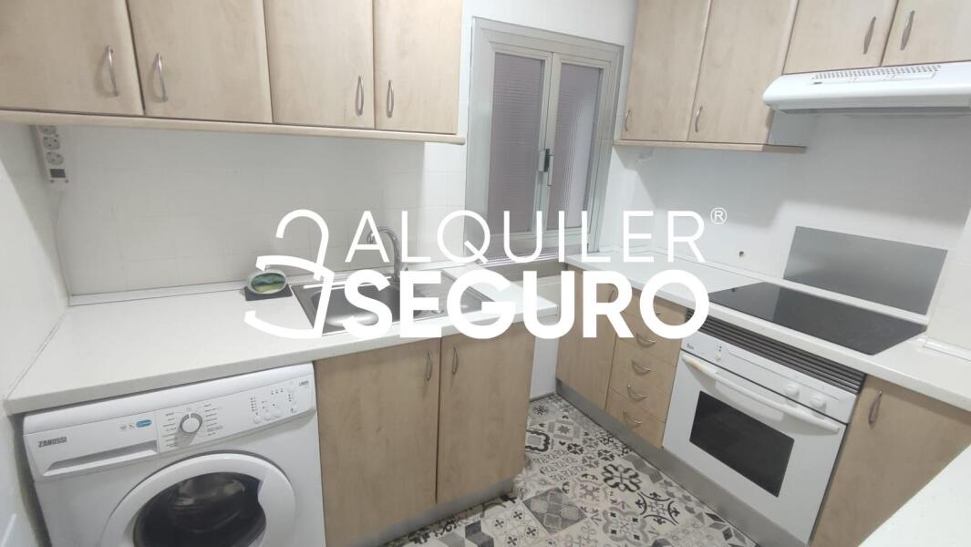 Inmueble en Calle Isla de Ons, MADRID Inmueble en Calle Isla de Ons, MADRID