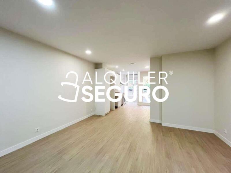 Inmueble en Paseo de los Pinos, MADRID Inmueble en Paseo de los Pinos, MADRID