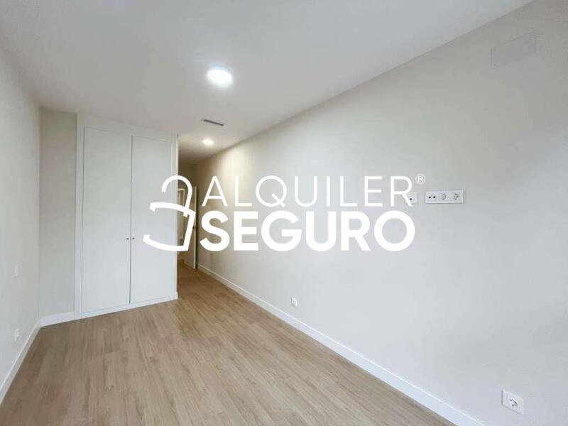 Inmueble en Calle Pedro del Campo, MADRID Inmueble en Calle Pedro del Campo, MADRID