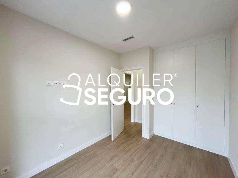 Inmueble en Calle Pedro del Campo, MADRID Inmueble en Calle Pedro del Campo, MADRID