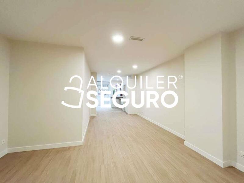 Inmueble en Paseo de los Pinos, MADRID Inmueble en Paseo de los Pinos, MADRID