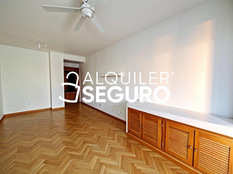 Inmueble en Carretera de la Estación de Hortaleza, MADRID