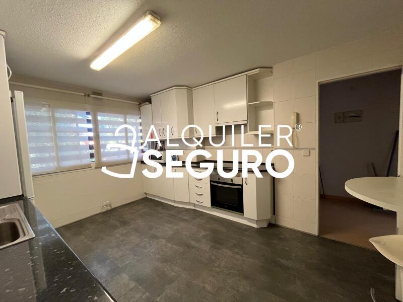 Piso en Calle Ramón Perez de Ayala, MADRID MADRID