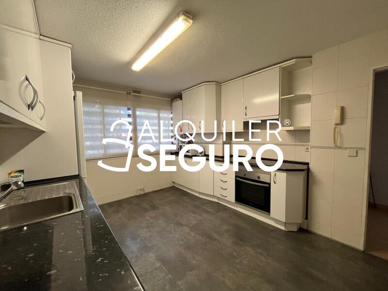 Piso en Calle Ramón Perez de Ayala, MADRID MADRID