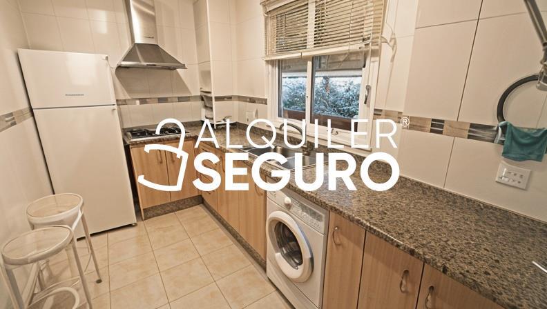 Piso en Calle Ur Pandero, GELVES SEVILLA