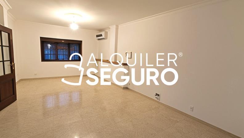 Piso en Calle Pedro de Valdivia, ALCALÁ DE GUADAIRA SEVILLA