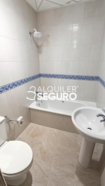 Piso en Calle Pedro de Valdivia, ALCALÁ DE GUADAIRA SEVILLA