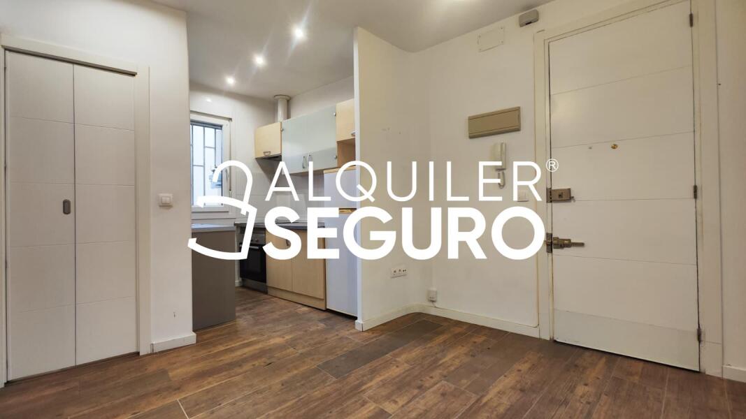 Inmueble en Calle de Treviño, MADRID