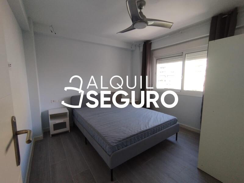 Inmueble en Avenida Acapulco , MÁLAGA