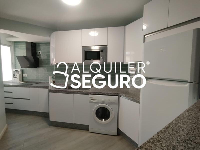 Inmueble en Avenida Acapulco , MÁLAGA