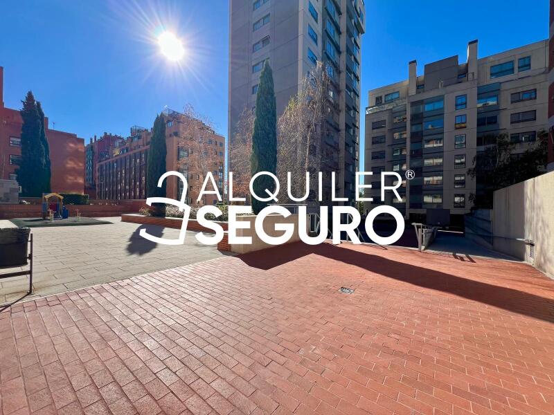 Piso en Calle de Rafael Bergamín, MADRID MADRID