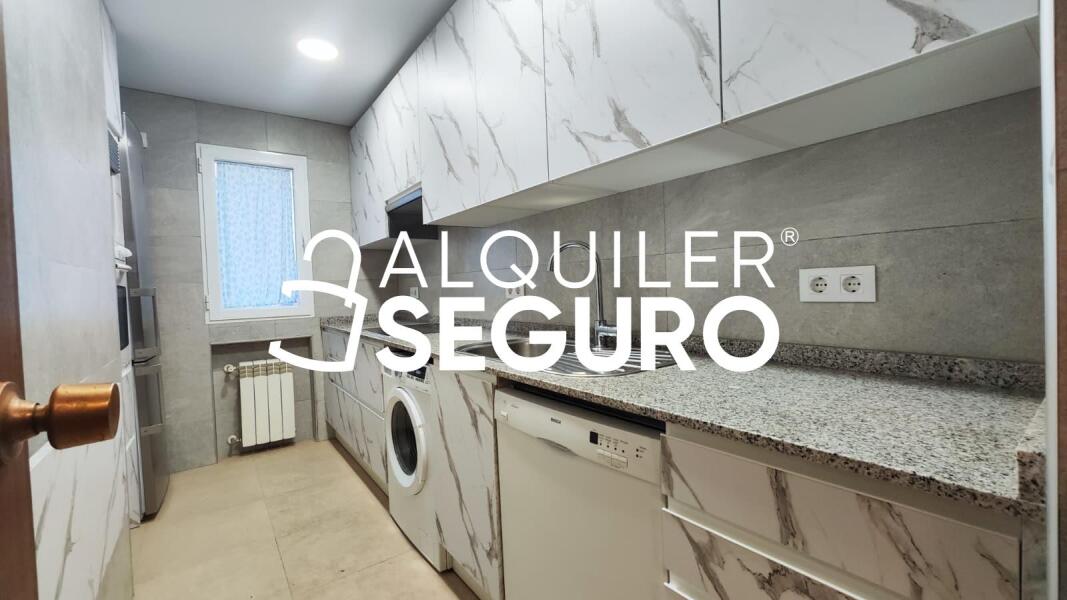 Inmueble en Calle de la Infanta Mercedes, MADRID