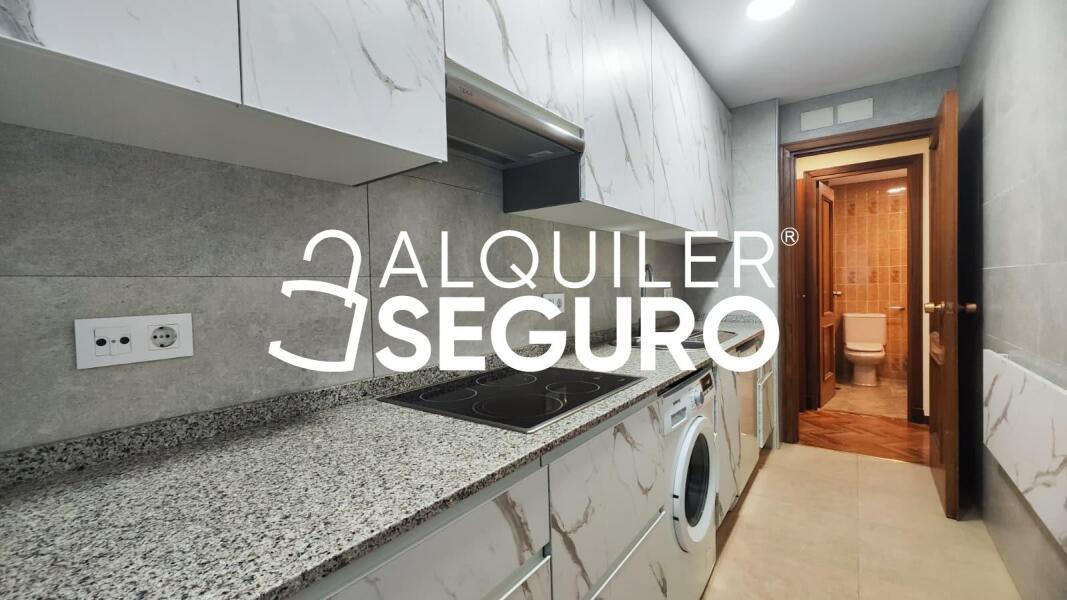 Inmueble en Calle de la Infanta Mercedes, MADRID