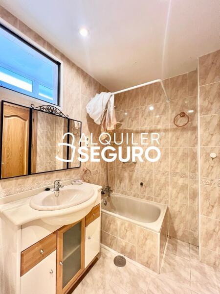 Inmueble en Avenida de Monforte de Lemos, MADRID