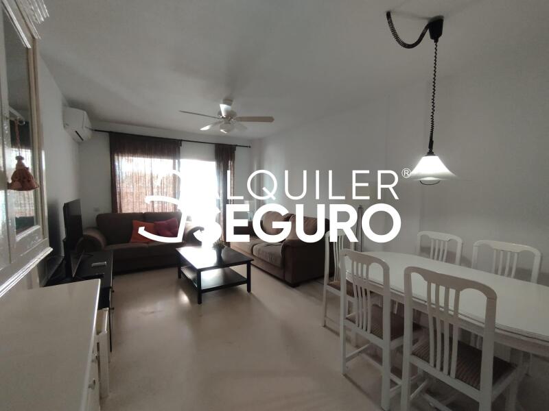 Piso en Calle Hermanos Galan Casero, FUENGIROLA MÁLAGA