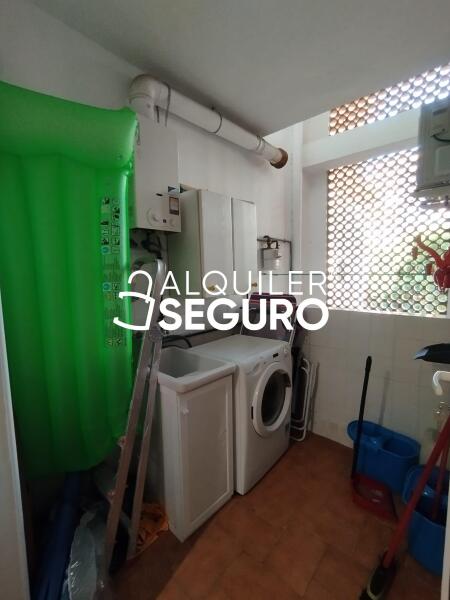 Piso en Calle Hermanos Galan Casero, FUENGIROLA MÁLAGA