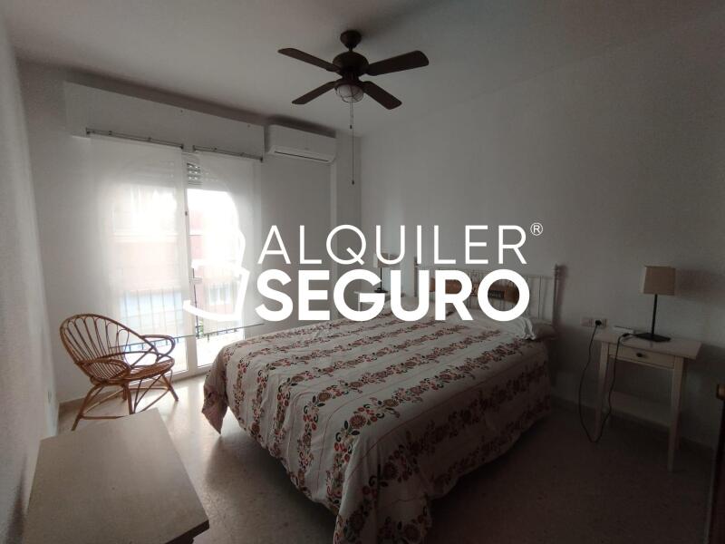 Piso en Calle Hermanos Galan Casero, FUENGIROLA MÁLAGA