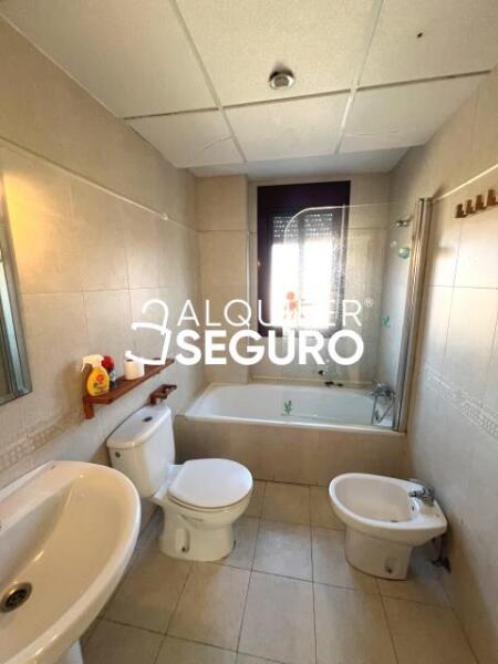 Piso en Calle Caballeros, ESQUIVIAS TOLEDO