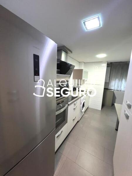 Piso en Calle Jaime I El Conquistador , PARLA MADRID