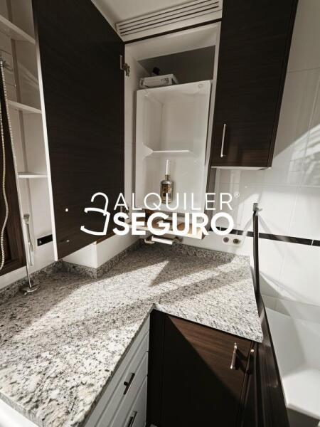 Piso en Avenida Logroño, CASETAS ZARAGOZA