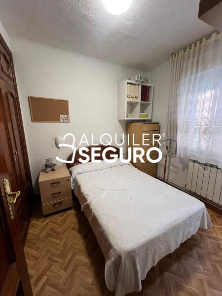 Inmueble en Calle Cangas de Onís, MADRID