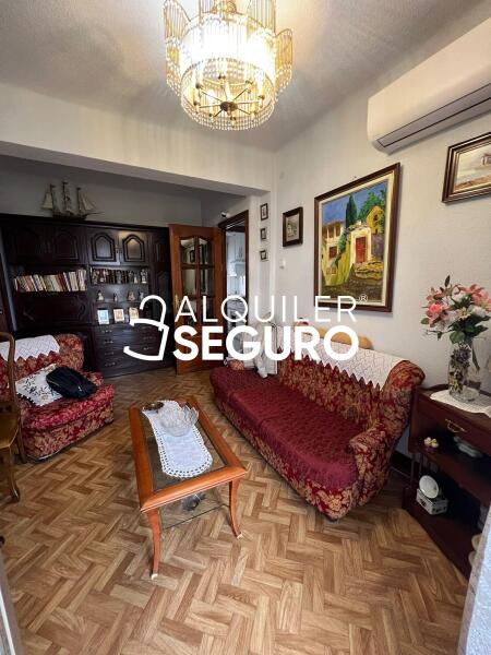 Inmueble en Calle Cangas de Onís, MADRID