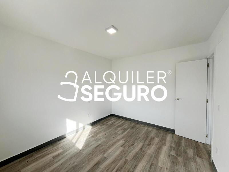 Piso en Calle San Roque, PARLA MADRID