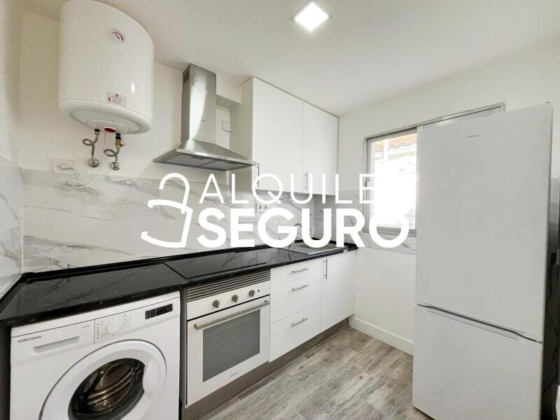 Piso en Calle San Roque, PARLA MADRID