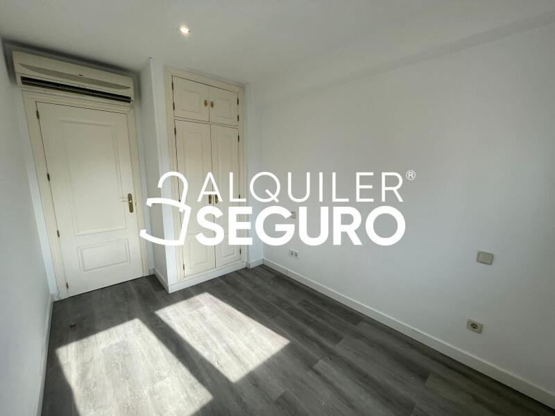 Inmueble en Calle de la Verja, MADRID