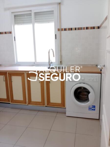 Inmueble en Calle Virgen de la Providencia, MADRID