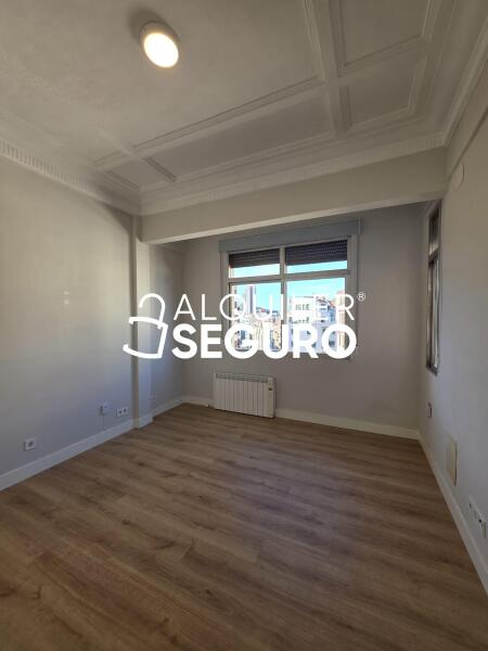 Piso en Calle Gordóniz, BILBAO VIZCAYA-BIZKAIA